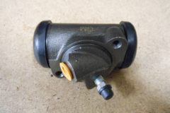 Hjulcylinder, Höger Fram