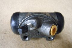 Hjulcylinder, Höger Fram