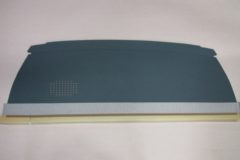 Hatthylla med uttag för högtalare