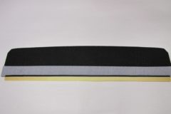 Hatthylla med uttag för högtalare