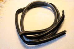 Främre u-kanal med övre rutstopp