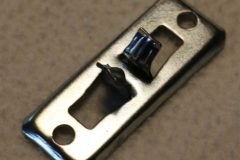 Clips för gummi på bärarmarna