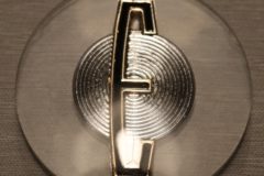 Plast-emblem i huvornament 1958 Edsel