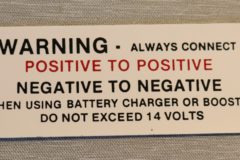 Battery Warning Dekal 1965-66 Buick
