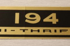 Ventilkåps Dekal Chevrolet 194" HI-Thrift