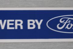 Ventilkåps Dekal Powered by Ford (white)