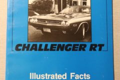 Illustrated Facts & Features Manual 1971 Challenger